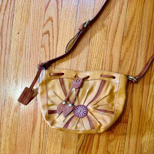 PIKOLINOS NWOT! Beautiful Buttery Leather Crossbody Bag with magnetic closure